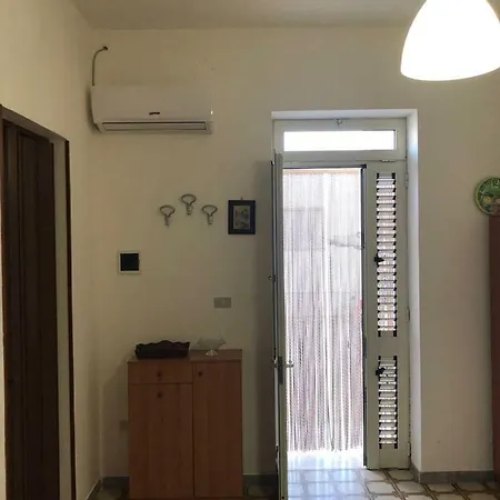Casa D'elia * Sant Isidoro (Apulia)